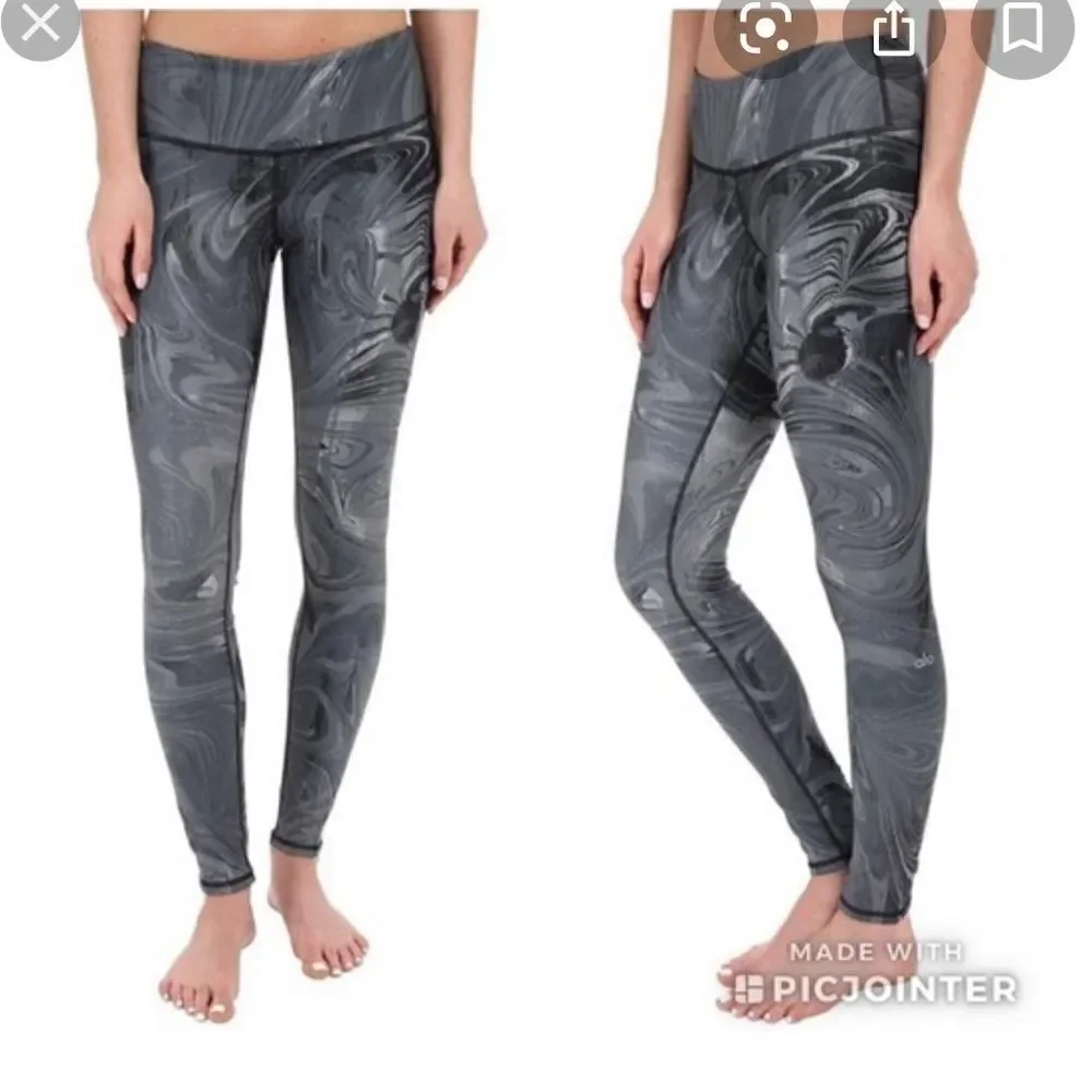 𝅺euc Alo Yoga Airbrush Marbled leggings sz xs